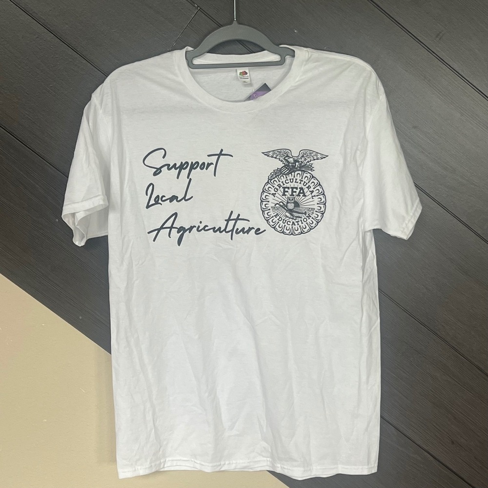 FFA "Support Local Agriculture" White Graphic Tee Fruit of the Loom Size M NWT